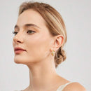 Brinco Dourado com Zircônias com Banho de Ouro 18K